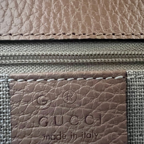 Authentic Gucci Calfskin Dollar Interlocking G Shoulder Bag, purchased in Italy - Picture 11 of 16
